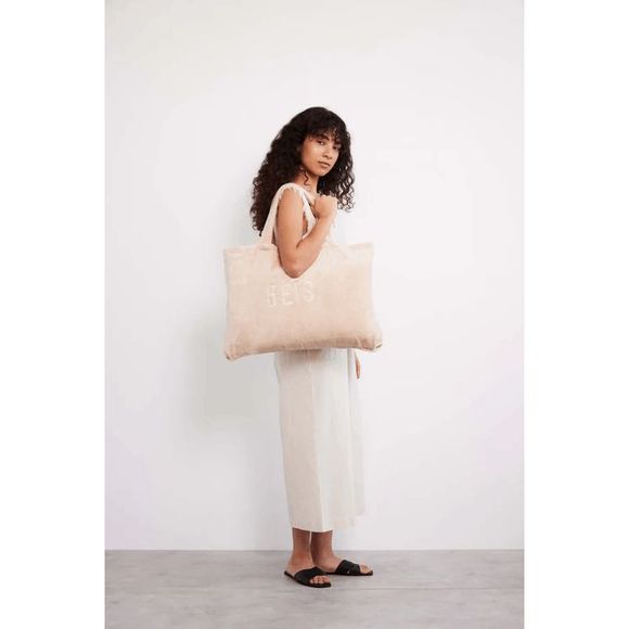 NWT BEIS Terry Towel Convertible Tote Bag in Beige - Picture 5 of 7